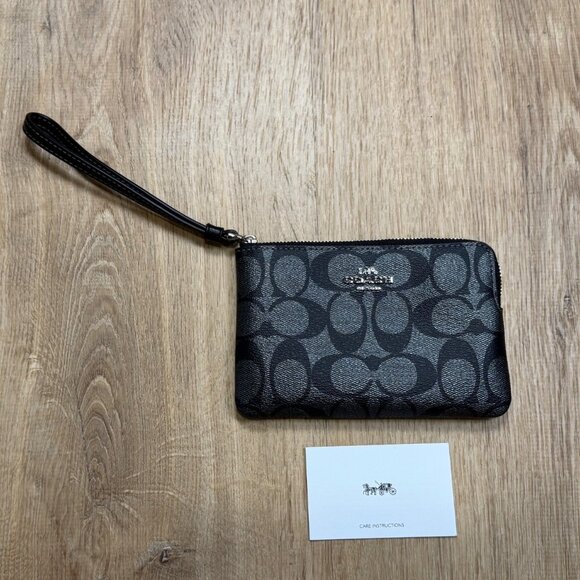 Coach Black Signature Leather Zip Wristlet Wallet Silver/Black - Picture 2 of 7